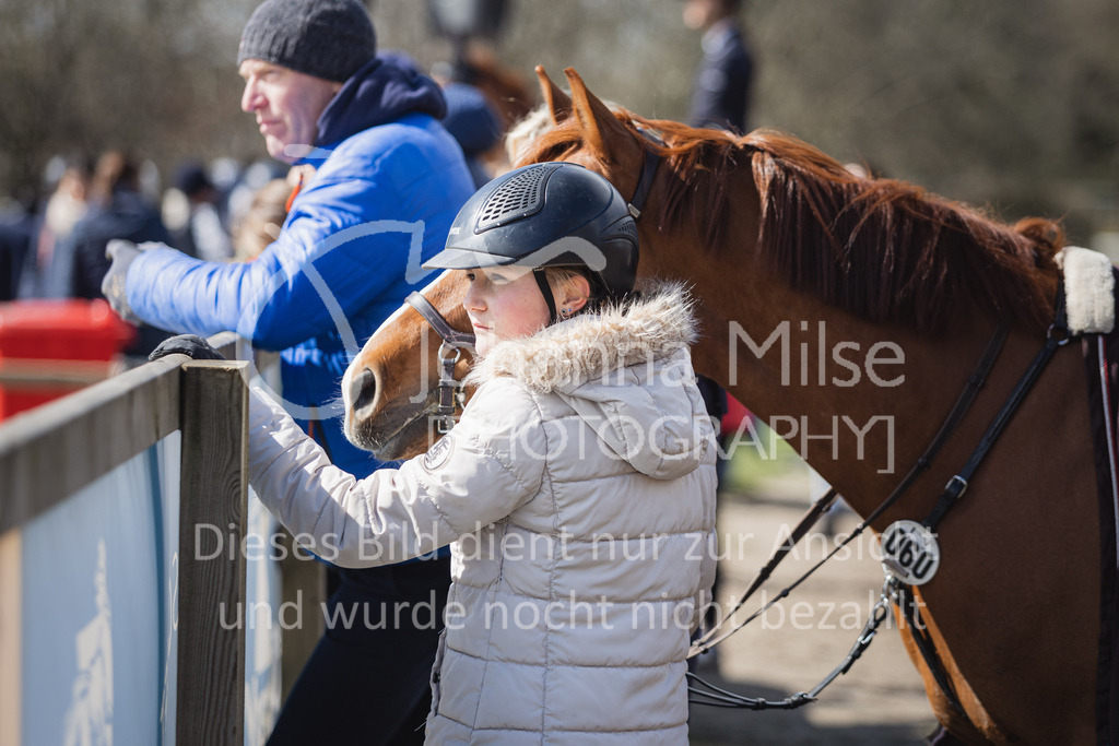 230402_MünsterHandorf_Teamspringen-532 | Deine schönsten Turniermomente als professionelle Fotos! Entdecke hochwertige Pferdesport-Fotografie im Online-Shop. Jetzt Fotos finden & bestellen!