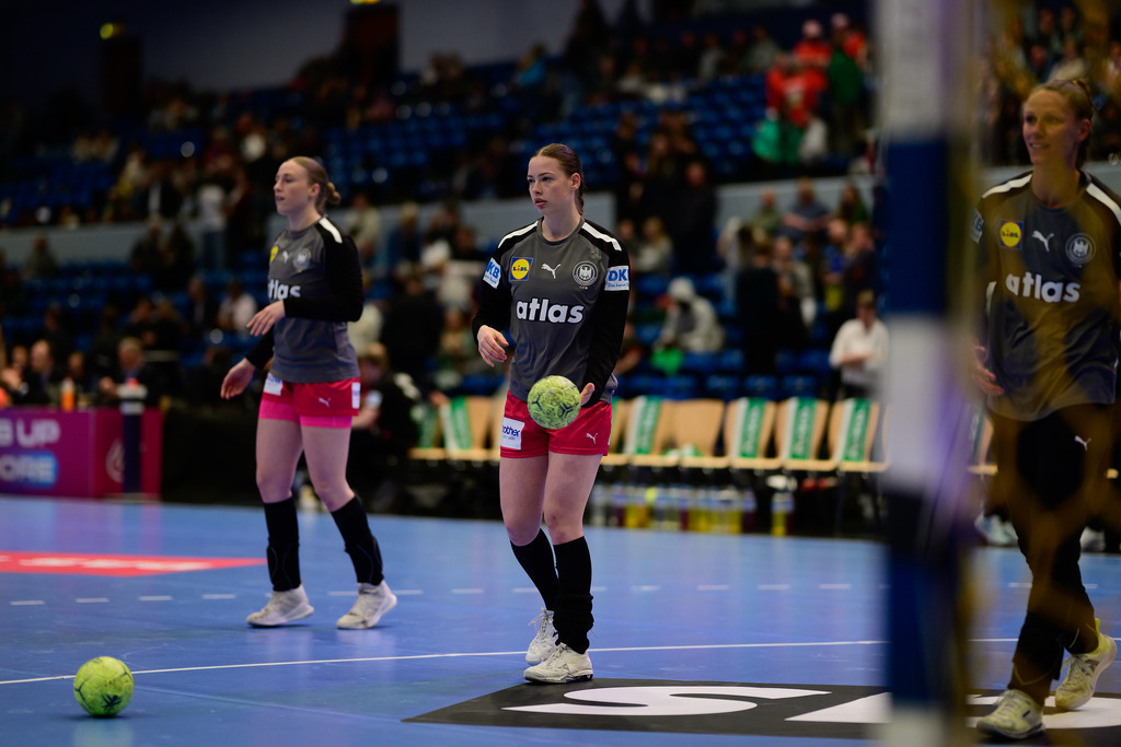 Handball I Frauen I Saison 2024-2025 I Länderspiel I Deutschland - Dänemark | Der Sportfotograf. - Realisiert mit Pictrs.com