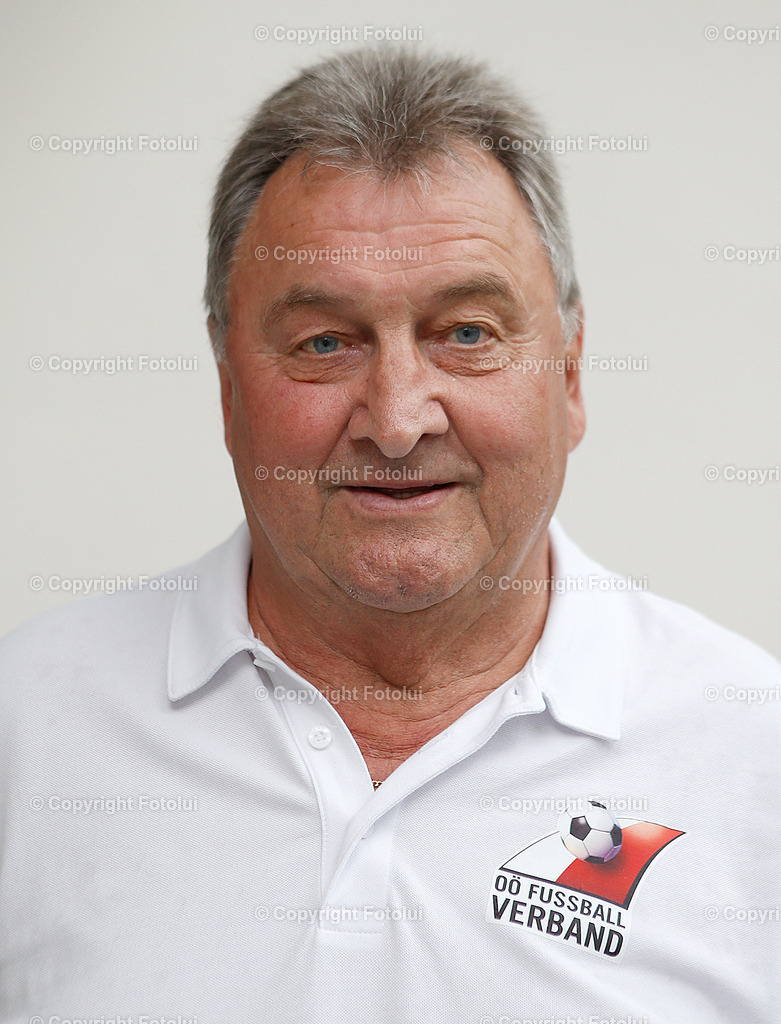 GRUPPENOBMAENNER_16 | bilder, linz, photo, foto, fussball, sport, fotolui, bundesliga