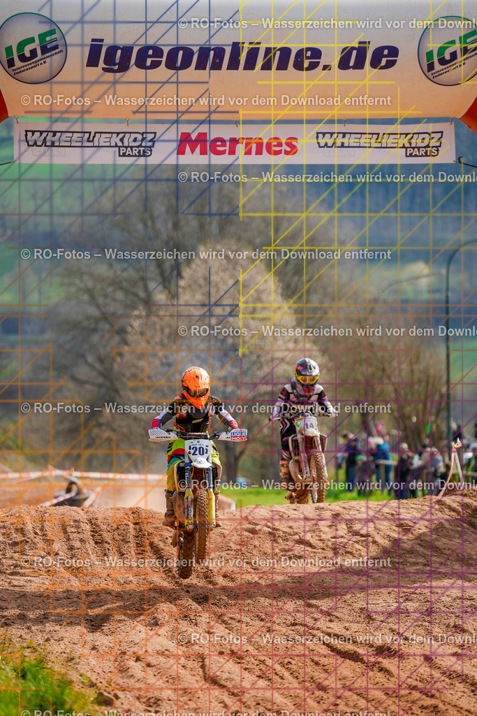 1 2 Lauf Mernes-420 | Sportfotografie von RO-Fotos: Motorsport, Motocross, Enduro, Laufveranstaltungen und Triathlon. Professionelle Fotos von Sportlern und Events. - Realisiert mit Pictrs.com