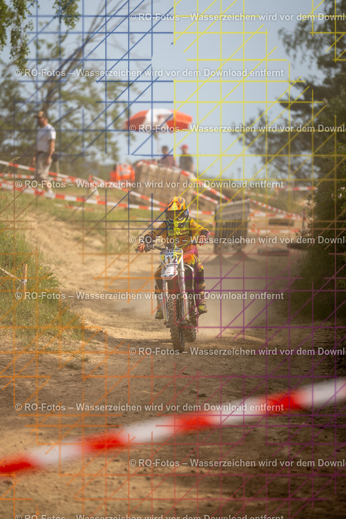Niederwürzbach 1 Lauf -137 | Sportfotografie von RO-Fotos: Motorsport, Motocross, Enduro, Laufveranstaltungen und Triathlon. Professionelle Fotos von Sportlern und Events. - Realisiert mit Pictrs.com