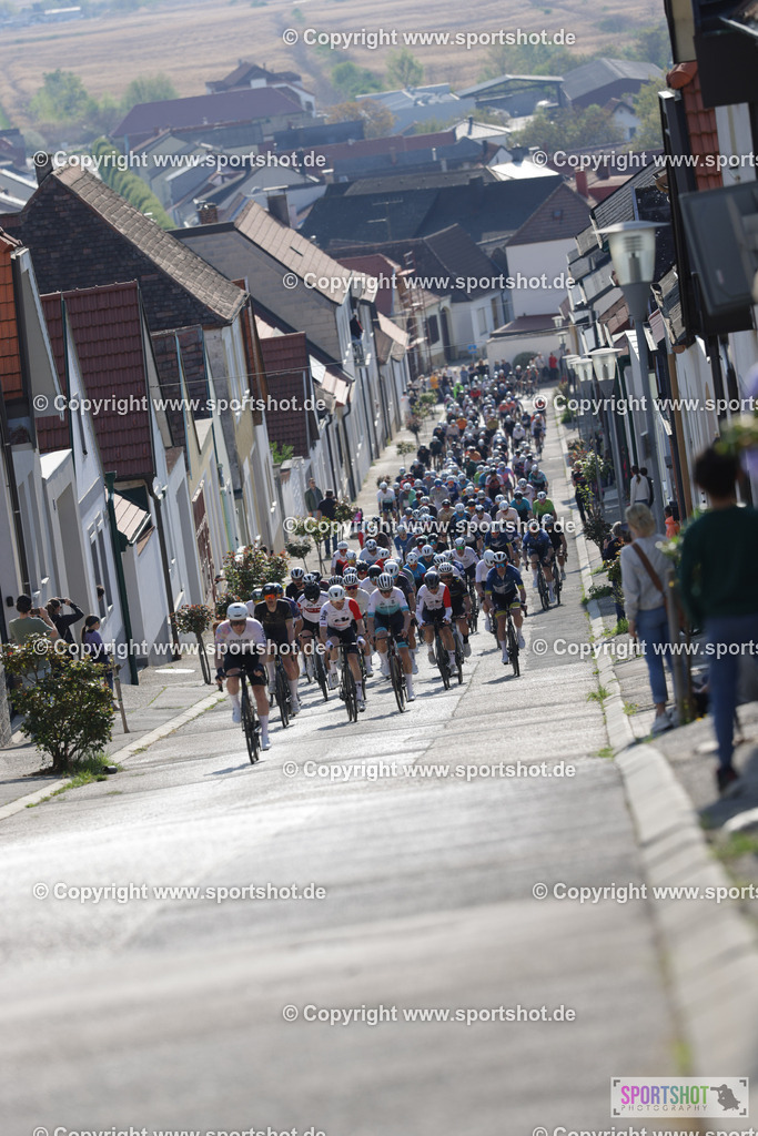 368A4081 | Neusiedlersee Radmarathon 2026@sportshot_your_pictrs #yourpictures#roadtowm2029 #nrm #neusiedlerseeradmarathon #neusiedlersee #neusiedlerseetourismus #burgenland #mörbisch #nrm26 #burgenlandtourismus #voglundco #poweredbyburgenlandtourismus #radsport #rad #marathon #ucigranfondo #visitburgenland #ucigranfondoworldseries