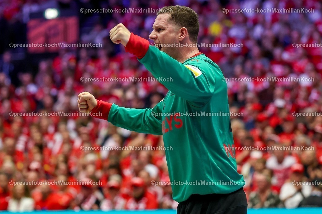 EHF18012602020 | 18.01.2026, Handball, Men's EHF EURO 2026, Dänemark - Rumänien, Jyske Bank Boxen in Herning, Dänemark, Preliminary Round:   Kevin Moller (Denmark #20) jubelnd