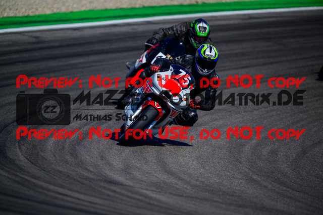 MaZZes_Fotomatrix_20250407_6007705_7208 | GELB