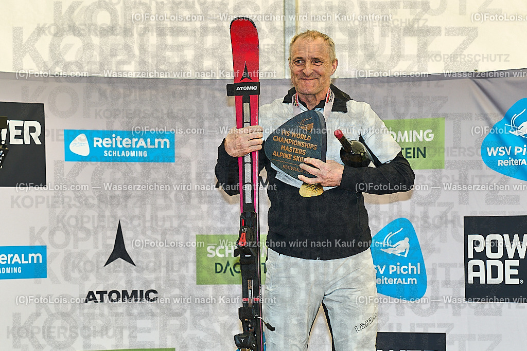 _ALP3169_MASTERS-WM_Reiteralm_SiegerB-GS | FISWORLD CHAMPIONSHIPSMASTERS ALPINE SKIING, 23. – 28. MÄRZ 2026 - REITERALM | STMK | AUT.   Veranstaltet vom Masters-Referat des Deutschen Skiverbandes (DSV). Durchführende Organisation: WSV Pichl-Reiteralm, unterstütutzt von den Bergbahnen REITERALM bei Schladming und SKI AUSTRIA.                            Disziplinen:  Super-G, GiantSlalom, Slalom.                                                 Kategorien:  A (Herrn 30-59 Jahre), B (Herrn ab 60 Jahre), C (Damen 30-59 Jahre), D (Damen ab 60 Jahre).                Rennstrecken:   Gasselhöhe und Muldenliftpiste auf der Reiteralm.