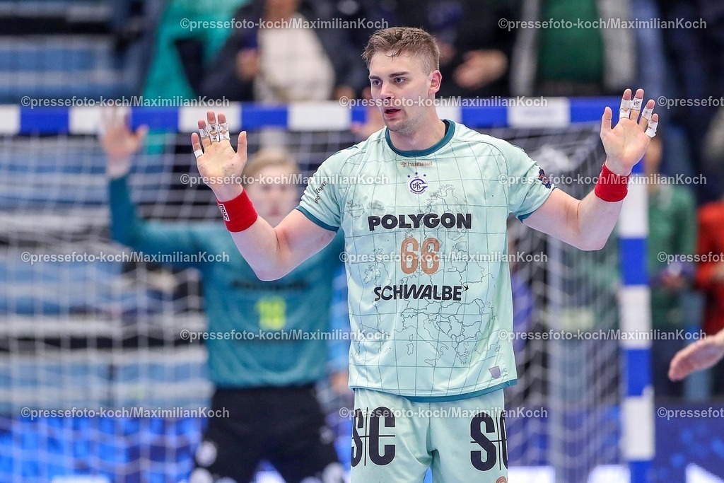 Gum25032501127 | 25.03.2025, Handball, European League - Play-Offs, VfL Gummersbach - MT Melsungen, Schwalbe-Arena: Stepan Zeman (GUM #66) 