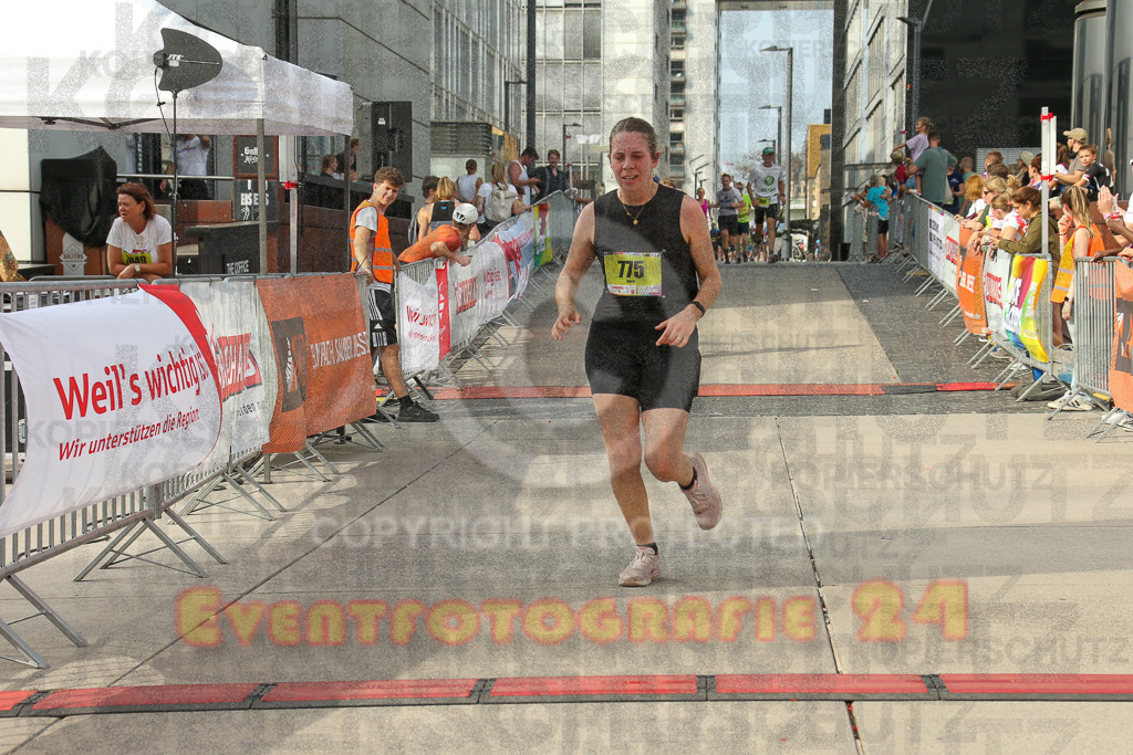 250920_1527_EX1_9464 | Sportfotografie im Rhein-Sieg Kreis, Köln, Bonn, NRW, Rheinland Pfalz, Hessen, etc. Unser Tätigkeitsfeld umfasst den Laufsport vom Volkslauf über den Marathon, Duathlon, Triathon bis zum Ultralauf wie Kölnpfad Ultra oder Schindertrail.