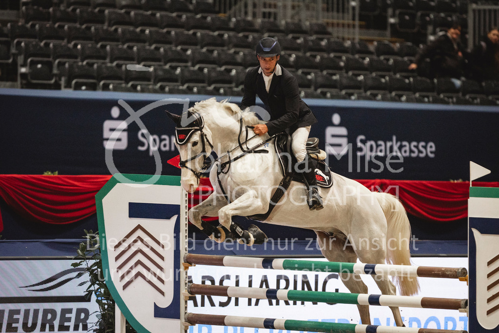 240119_Leipzig_AmateurSmall-201 | Deine schönsten Turniermomente als professionelle Fotos! Entdecke hochwertige Pferdesport-Fotografie im Online-Shop. Jetzt Fotos finden & bestellen!