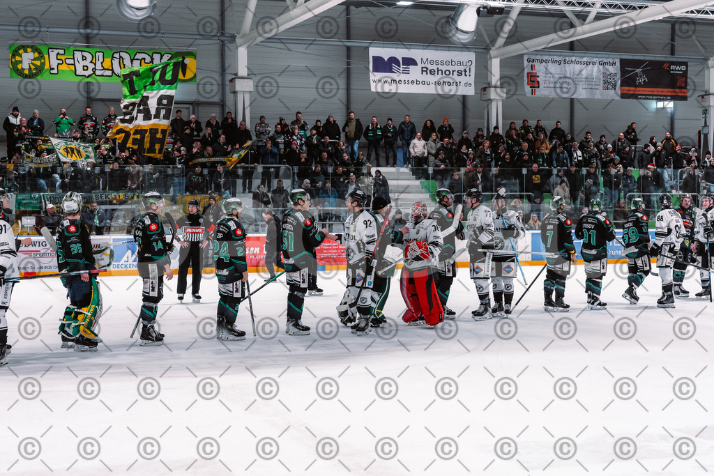 Alligators_vs_Passau_03_12_2025-65 | Höchstadt Alligators Fotogalerie: Eishockey-Action aus Franken. Professionelle Spielfotos, Portraits & Stadionbilder zum Download. Jetzt entdecken! - Realisiert mit Pictrs.com