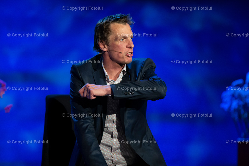 OBERBANK_58 | EIN DANK AN DIE PFLEGEKRAEFTE KABARETT MIT KLAUS ECKEL 02.06.2022 OBERBANK DONAU-FORUM LINZ IM BILD: KLAUS ECKEL. FOTO:FOTOLUI/OBERBANK