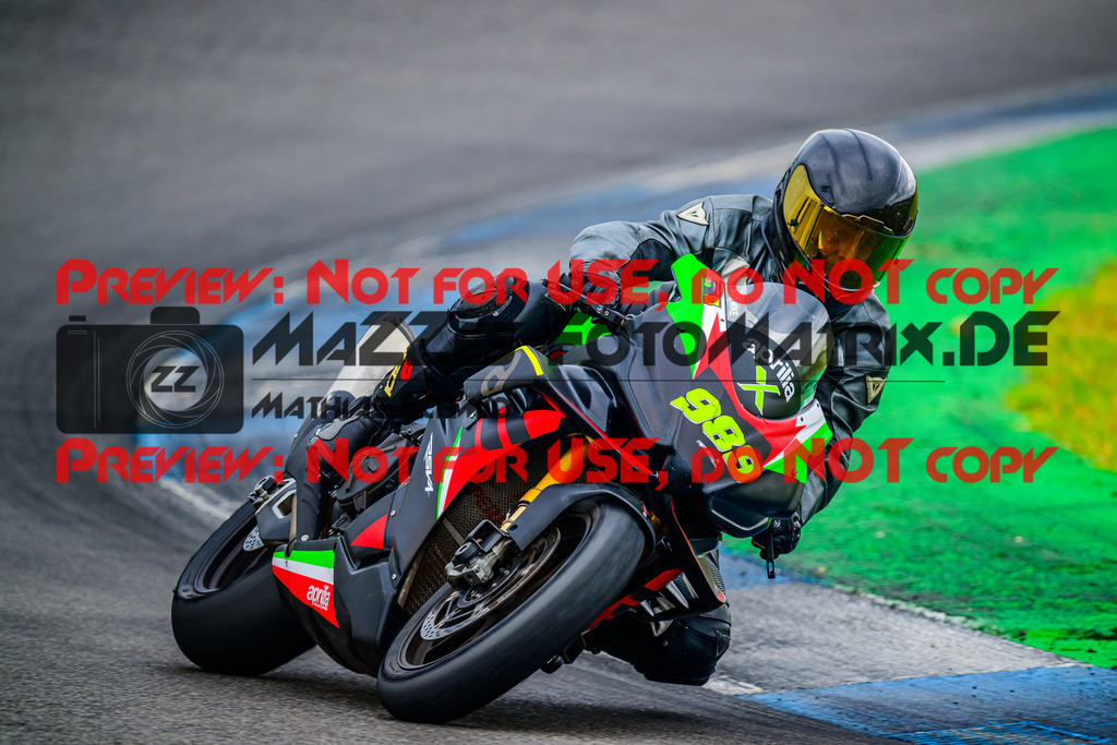 MaZZes_FotoMatrix_240614_6007705_4115 | GELB