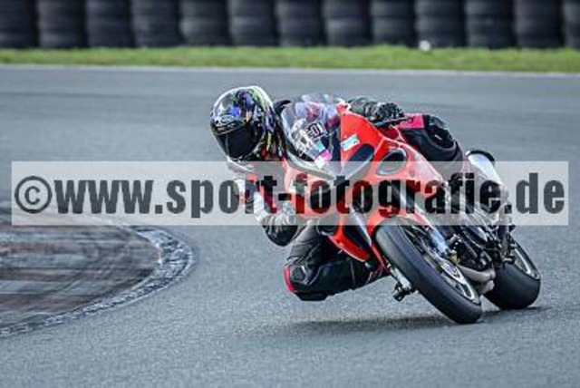 spof3703 | Professionelle Fotos von Sportveranstaltungen, aber auch Hochzeiten und anderen Events. - Realisiert mit Pictrs.com