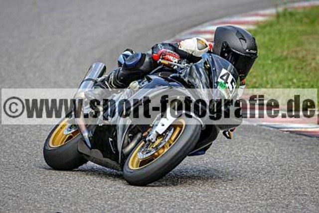 spof6564 | Professionelle Fotos von Sportveranstaltungen, aber auch Hochzeiten und anderen Events. - Realisiert mit Pictrs.com