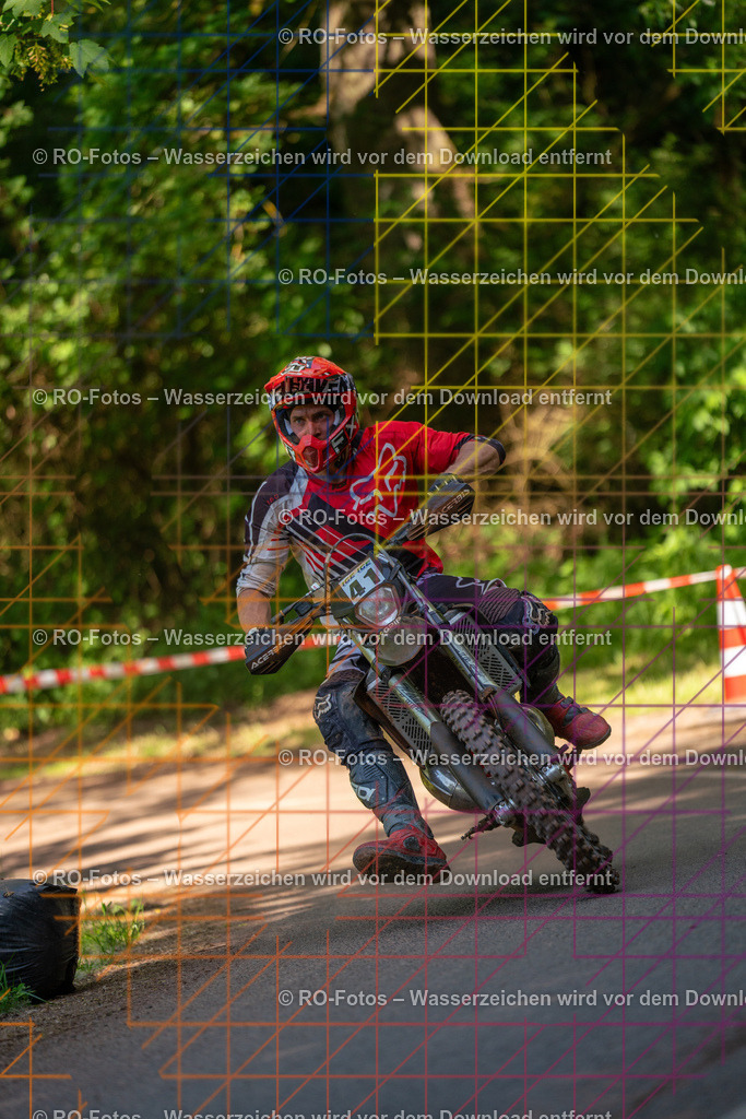 Wolfshausen 3 Lauf -989 | Sportfotografie von RO-Fotos: Motorsport, Motocross, Enduro, Laufveranstaltungen und Triathlon. Professionelle Fotos von Sportlern und Events. - Realisiert mit Pictrs.com