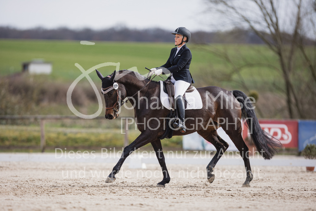 230410_Frühlingsfest_Dressurreiter-L-640 | Deine schönsten Turniermomente als professionelle Fotos! Entdecke hochwertige Pferdesport-Fotografie im Online-Shop. Jetzt Fotos finden & bestellen!