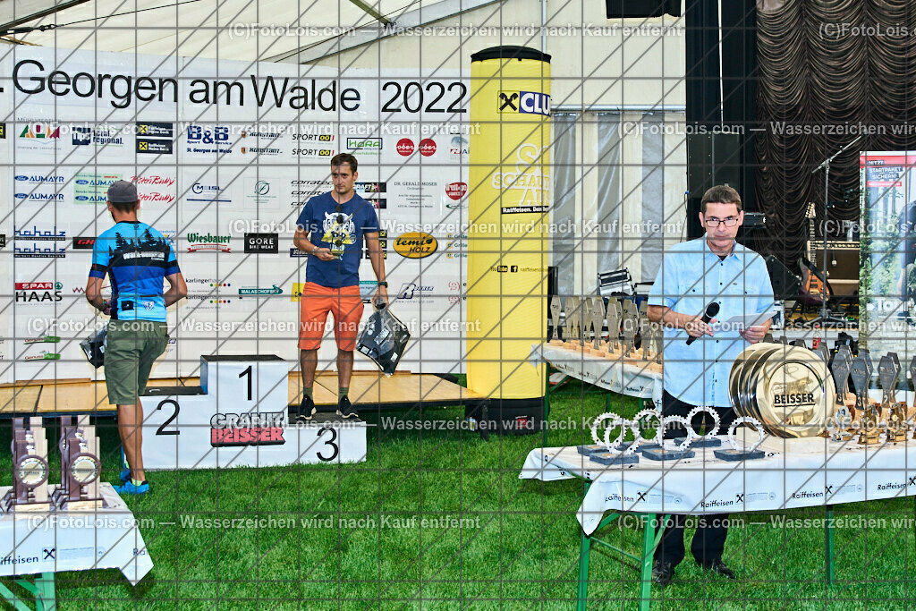 ALP7849_GRANITBEISSER_Siegerehrung_Moderator | (C)FotoLois.com, Alois Spandl, 28. GRANITBEISSER Mountainbike-Marathon in St. Georgen am Walde, Sa 3. Sept. 2022.