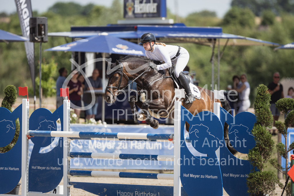 230625_PfSpTa_M1-Stil-566 | Deine schönsten Turniermomente als professionelle Fotos! Entdecke hochwertige Pferdesport-Fotografie im Online-Shop. Jetzt Fotos finden & bestellen!