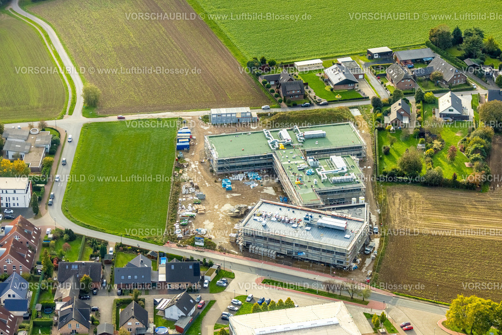 Hamminkeln241010790 | Luftbild, Baustelle und Neubau von Wohnhäusern an der Roßmühle, Hamminkeln, Niederrhein, Nordrhein-Westfalen, Deutschland