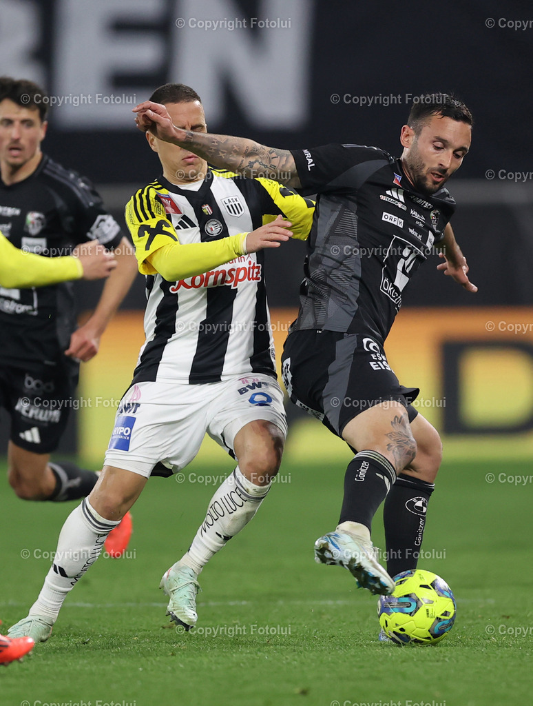 A_LUI_02042025_06 | SPORT FUSSBALL OEFB-CUP HALBFINALE LASK -WAC 02.04.2025 IM BILD:MARKUS PINK (WAC) UND BRANKO JOVICIC  (LASK) FOTO:FOTOLUI/MW