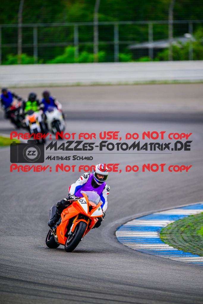 MaZZes_FotoMatrix_240614_6007705_3198 | INST