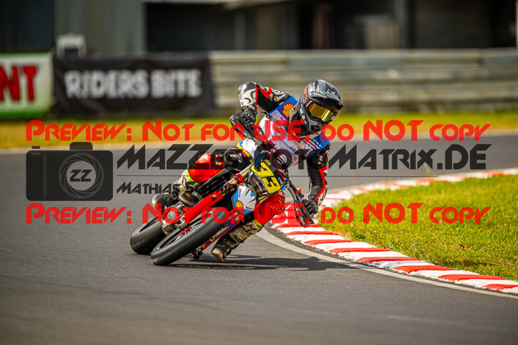 MaZZes_FotoMatrix_230702_7915 | S2