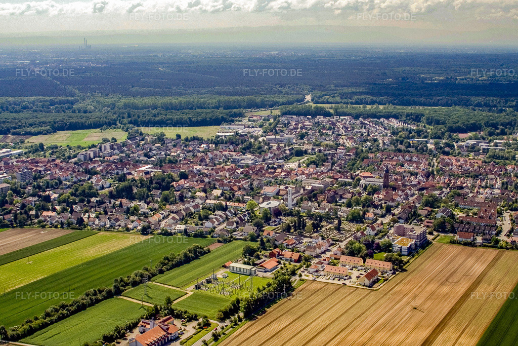 Luftbild: Stadt von Norden in Kandel im Bundesland Rheinland-Pfalz in Deutschland. Foto: IMG_2335.jpg vom 03.06.2006 durch Werner Riehm/FLY-FOTO.de