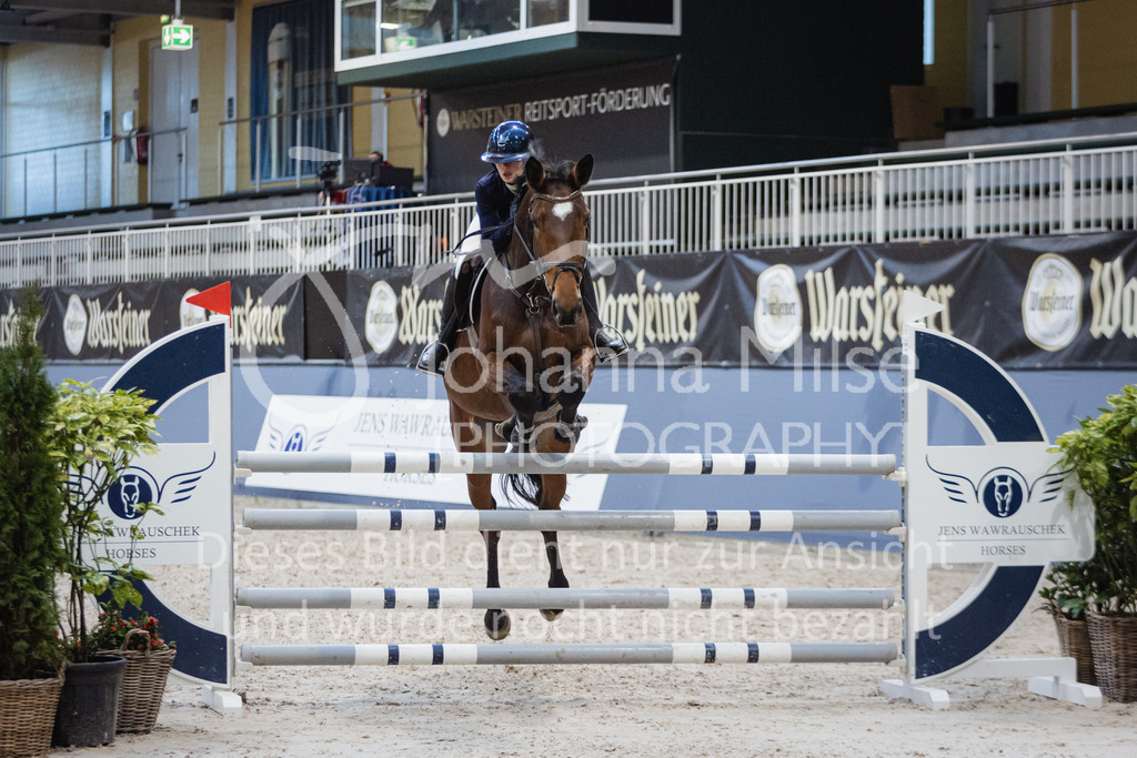 221216_Warstein_SprPfM-212 | Deine schönsten Turniermomente als professionelle Fotos! Entdecke hochwertige Pferdesport-Fotografie im Online-Shop. Jetzt Fotos finden & bestellen!