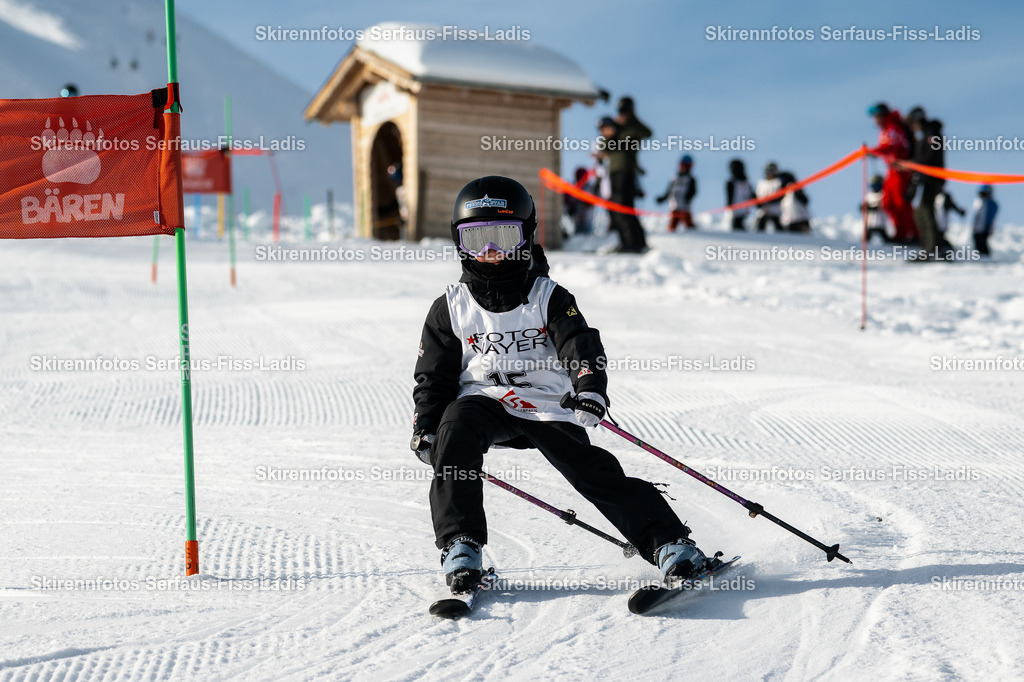 SRS_12.12.2025_0073 | SRS_12.12.2025_0073 - Realisiert mit Pictrs.com