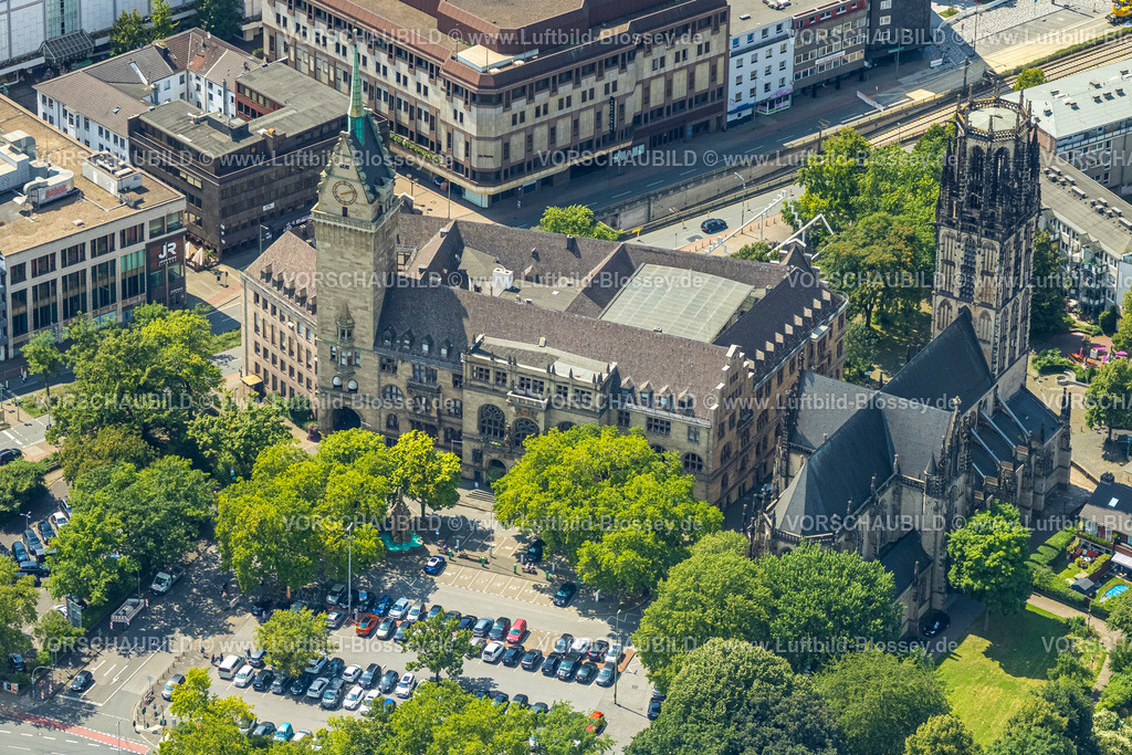 Duisburg250703572Mitte | Luftbild, Rathaus Duisburg Stadtverwaltung mit Rathausturm, evang. Salvatorkirche mit Kirchplatz, Altstadt, Duisburg, Ruhrgebiet, Nordrhein-Westfalen, Deutschland