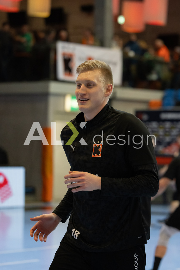 Handball I Herren I Saison 2025-2026 I EHF EUROPEAN LEAGUE 2025/26 | Men I Main Round I 2. Spieltag I Kadetten Schaffhausen - TSV Hannover-Burgdorf I 24.02.2026 | 18 Ariel Pietrasik (PL) (Kadetten Schaffhausen) – Rückraum links - Warmup - Realisiert mit Pictrs.com