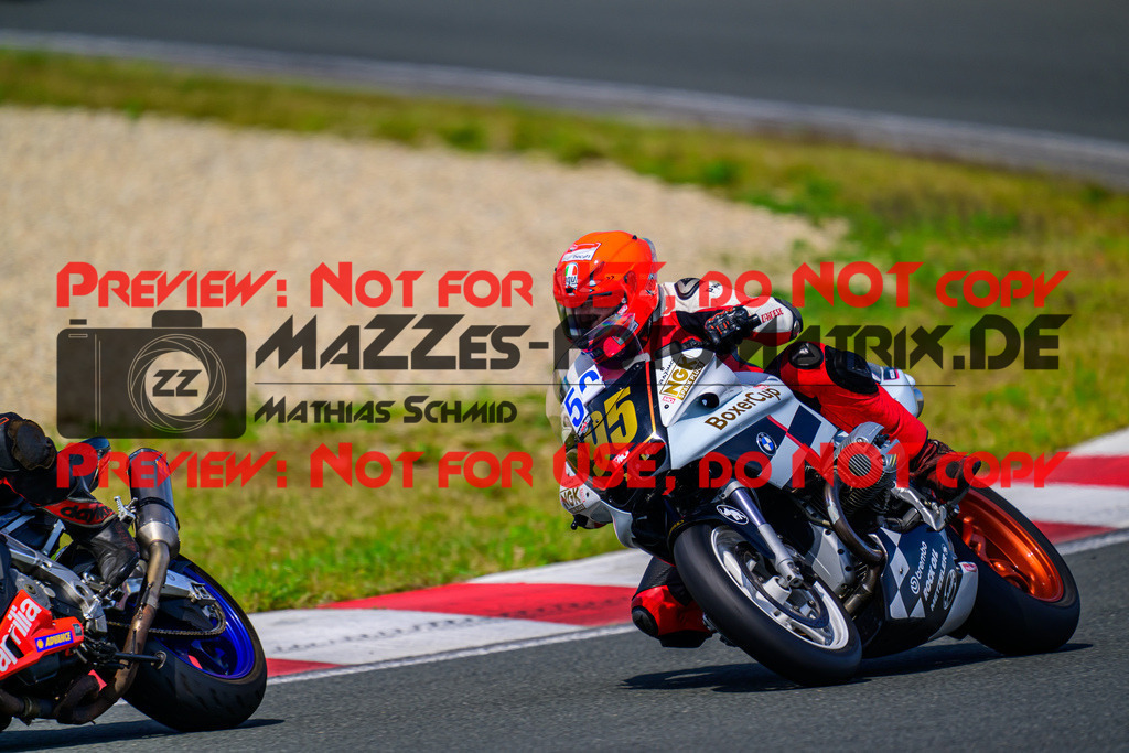 MaZZes_FotoMatrix_240725_6007705_5609 | BLAU