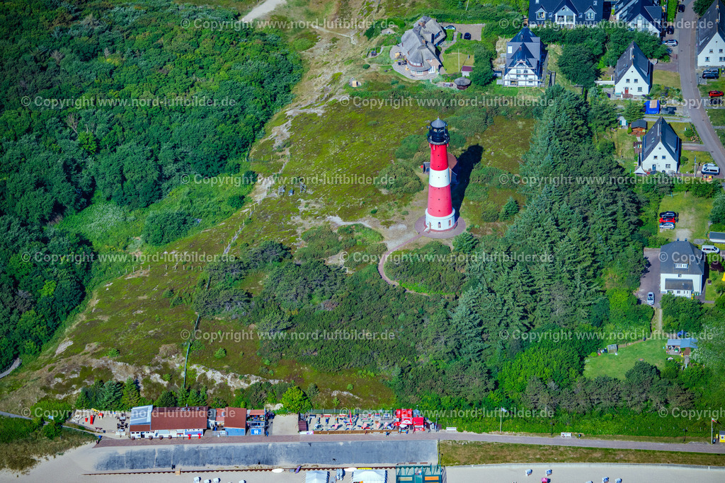 Sylt_Hörnum_Leuchtturm_ELS_9032210625 | HöRNUM (SYLT) 13.08.2025 Leuchtturm als historisches Seefahrtzeichen in Hörnum (Sylt) auf der Insel Sylt im Bundesland Schleswig-Holstein, Deutschland. Weiterführende Informationen bei: Sylt Marketing GmbH. // Lighthouse as a historic seafaring character in Hoernum (Sylt) on Island Sylt in the state Schleswig-Holstein, Germany. Further information at: Sylt Marketing GmbH. Foto: Martin Elsen