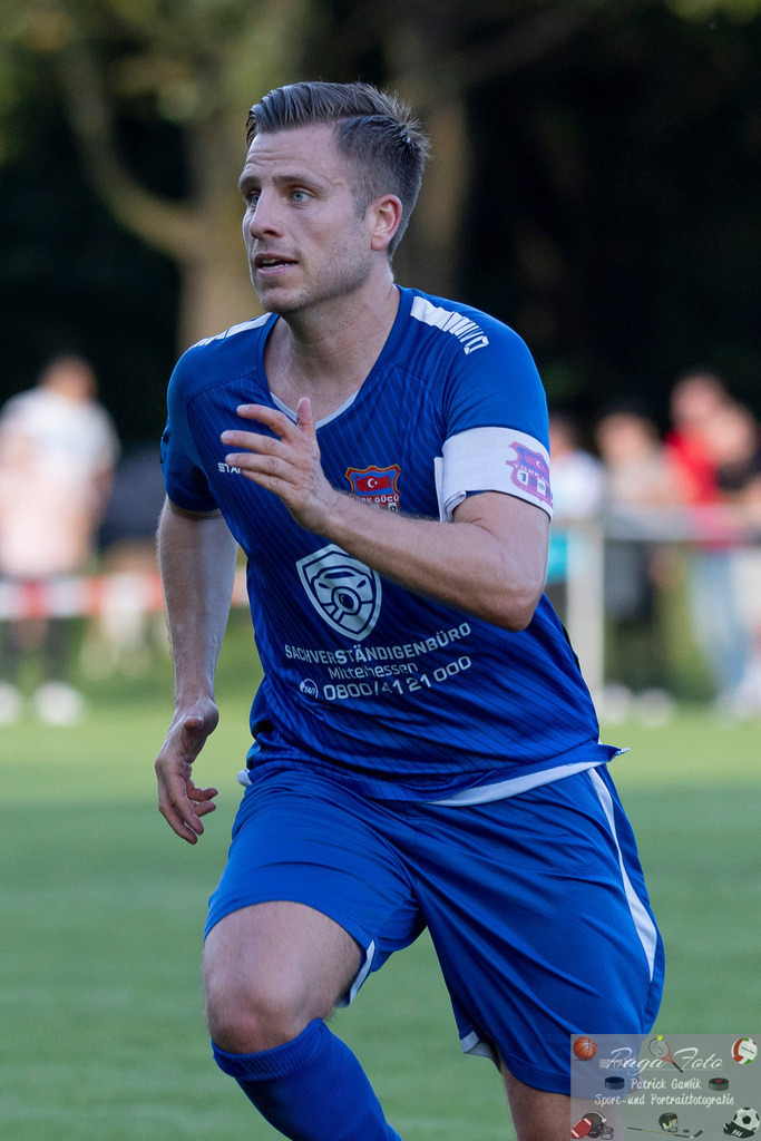 Hessenliga: Türk Gücü Friedberg - FC Eddersheim, 09.08.2024 | Daniel Henrich (Türk Gücü Friedberg #6), Freisteller, Portrait / Porträt, Türk Gücü Friedberg - FC Eddersheim, Friedberg, Städtischer Sportplatz, 9.8.2024 - Realisiert mit Pictrs.com