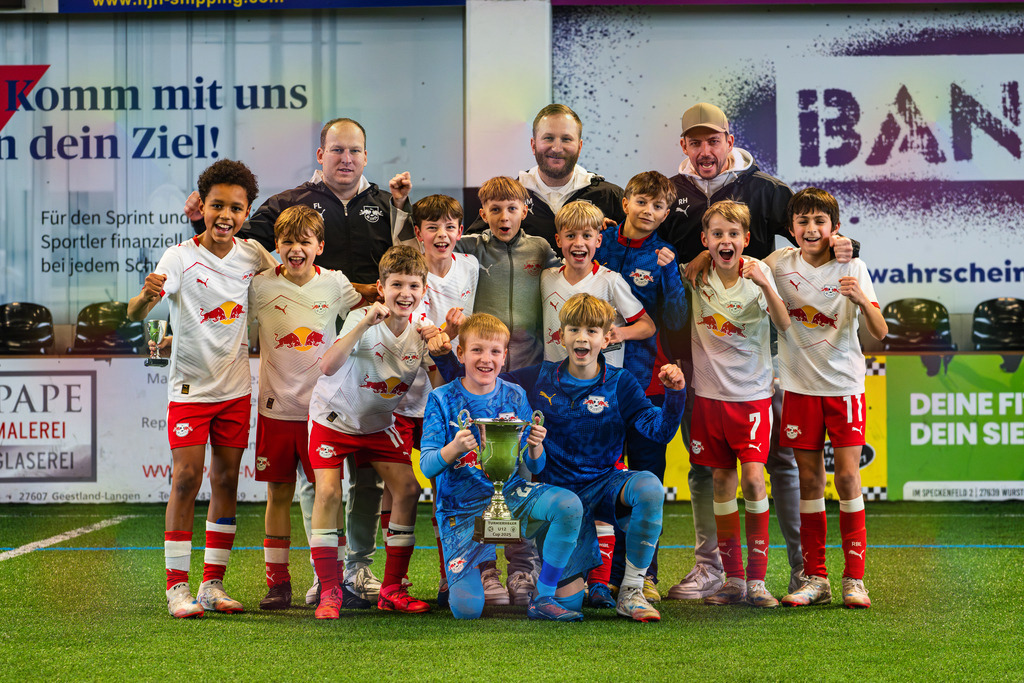 _BLR0031 | Professionelle Fußball- und Sportfotografie. Spielbilder online ansehen und kaufen – Einzelbilder oder komplette Galerien in hoher Qualität. - Realisiert mit Pictrs.com