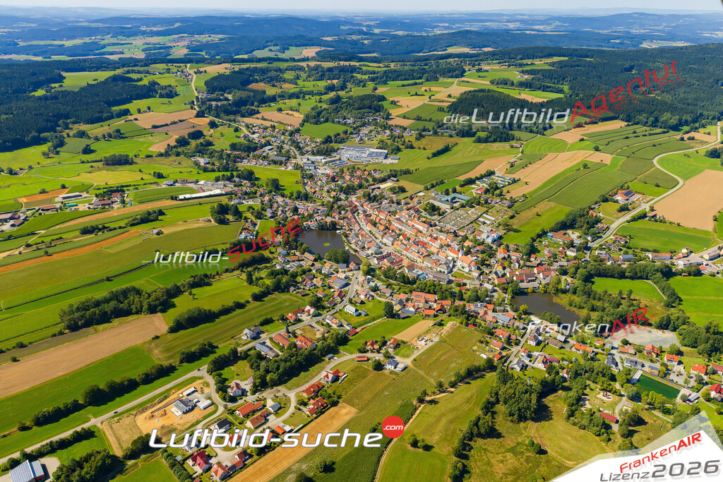 Luftaufnahme von  Schönsee - Die Luftaufnahme wurde 2025 vom UL-Flugzeug heraus erstellt ( keine Drohne ) - Hochauflösende Luftaufnahme - für professionelle Ausdrucke geeignet. Die Geschenkidee !Mit Lizenz und Bildrechte bestellbar