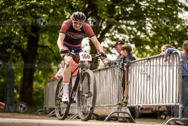 Eierlesen 2026 | Sie wurden bei einem Event oder Sportanlass fotografiert? Hier finden sie ihre Bilder! - Realisiert mit Pictrs.com