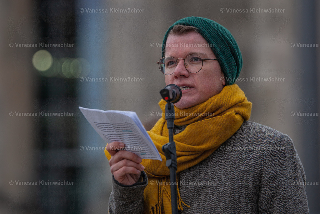  Trans Day Of Visibility Kundgebung 2022 in Berlin | Vanessa Kleinwächter - Realisiert mit Pictrs.com