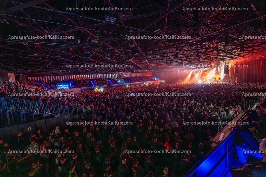 KKU02022501055 | 02.02.2025, xkkux, Düsseldorf, Die Band Dropkick Murphys performt bei ihrem Konzert in der Mitsubishi Electric HALLE. 