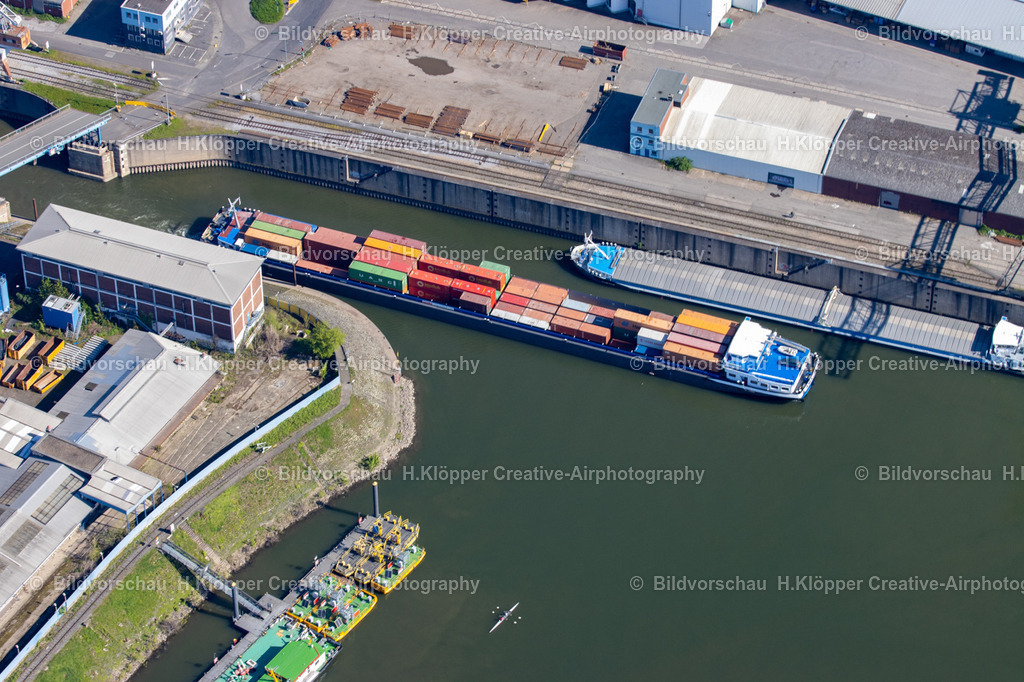 Luftbild  Hafen Düsseldorf Containerhafen   IMG_6266 | Luftbildfotografie Hermann Klöpper/ Creative-Airphotography - Realisiert mit Pictrs.com