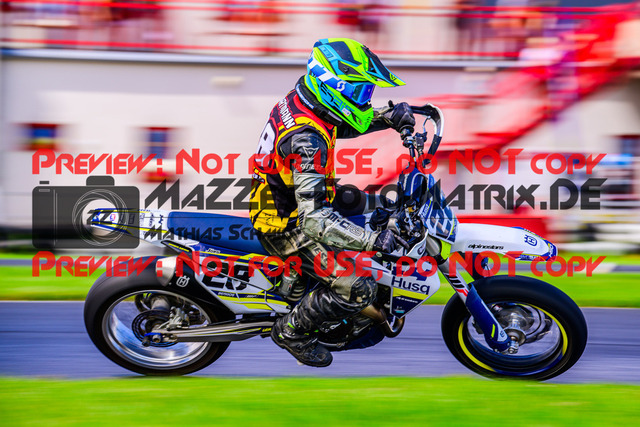 MaZZes_FotoMatrix_240713_6021986_6676 | UE40