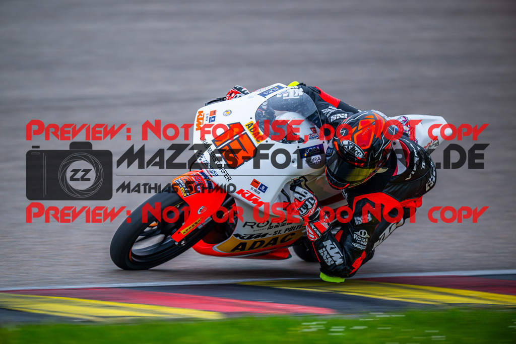 MaZZes_FotoMatrix_240505_6007705_7995 | KTM