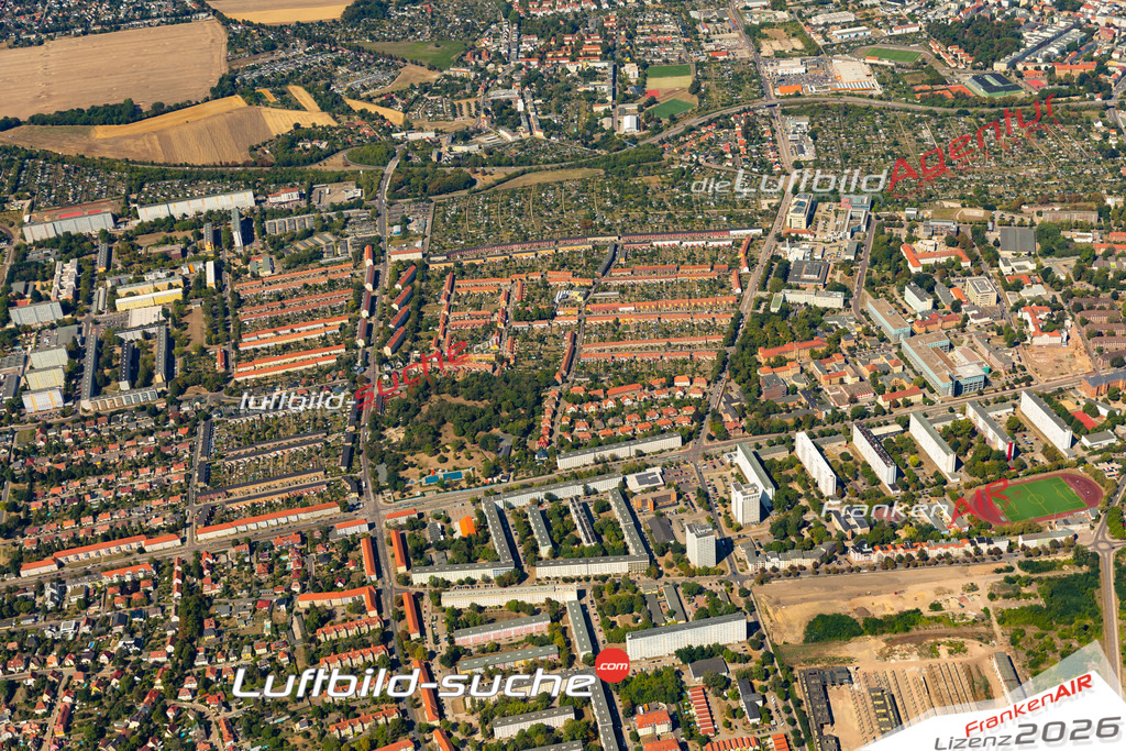 Die Luftaufnahme Hopfengarten - Magdeburg wurde 2022 vom Flugzeug aus (keine Drohne) erstellt. Hohe Auflösung -für große Poster und Wandbilder geeignet - Garantiert!