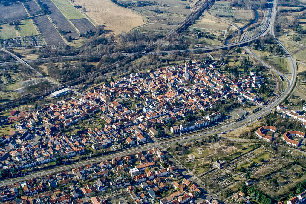 Luftbild: Ortsteil von Nordosten im Ortsteil Knielingen in Karlsruhe im Bundesland Baden-Württemberg in Deutschland. Foto: IMG_9401.jpg vom 17.02.2008 durch Werner Riehm/FLY-FOTO.de