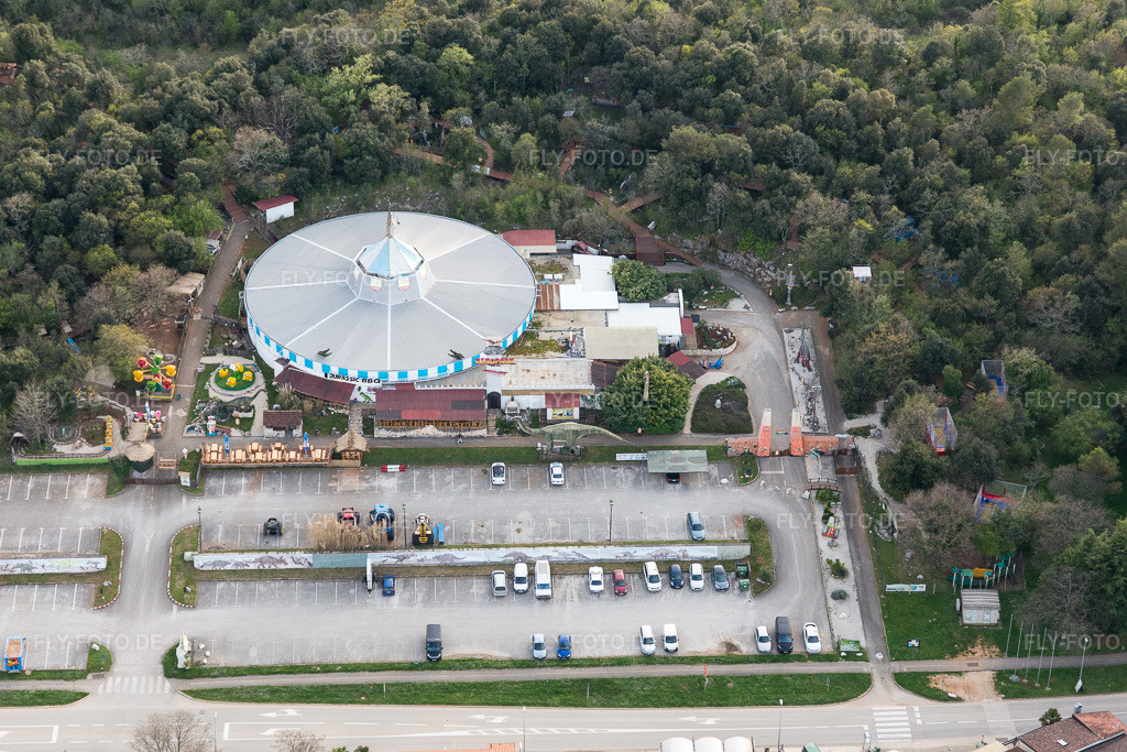 Luftbild: Ortsansicht in Funtana im Bundesland Gespanschaft Istrien in Kroatien. Foto: IMG_106352.jpg vom 14.04.2018 durch Werner Riehm/FLY-FOTO.de