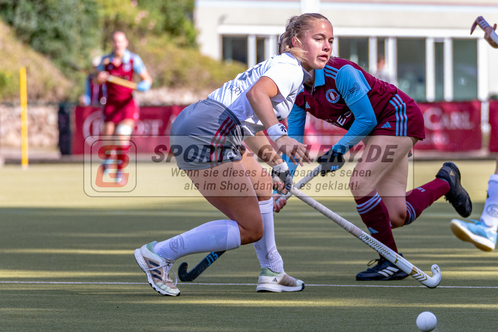 SM_20240915-D5A_1825 | 1.Bundesliga Feldhockey (W) UHC - MSC / 3:0 n.P. (0:0,0:0)