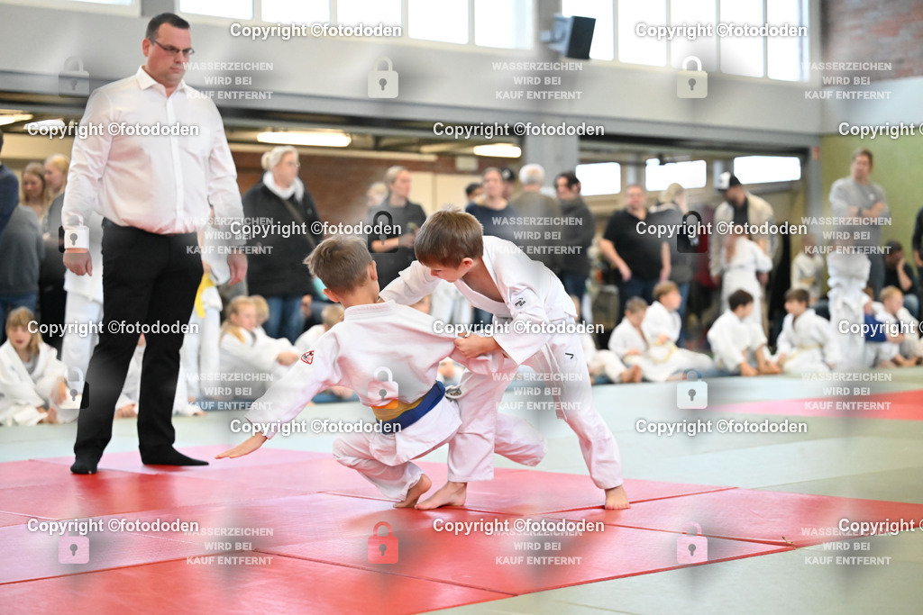 DSC_2802 | Oskar Haack /  TuS Reepsholt gegen Finn Köhler / TuS Holtriem