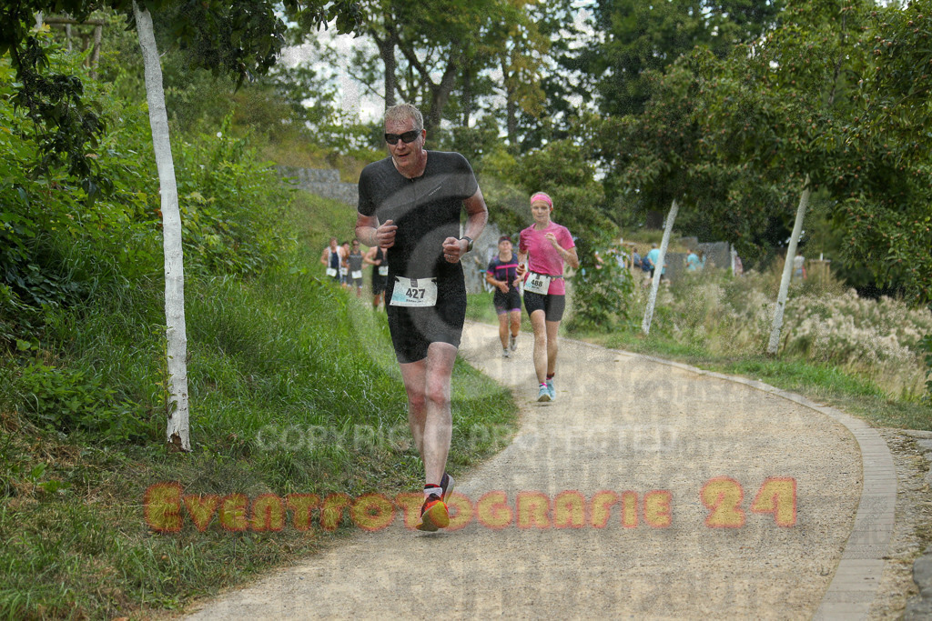 250824_1359_EX1_4553 | Sportfotografie im Rhein-Sieg Kreis, Köln, Bonn, NRW, Rheinland Pfalz, Hessen, etc. Unser Tätigkeitsfeld umfasst den Laufsport vom Volkslauf über den Marathon, Duathlon, Triathon bis zum Ultralauf wie Kölnpfad Ultra oder Schindertrail.