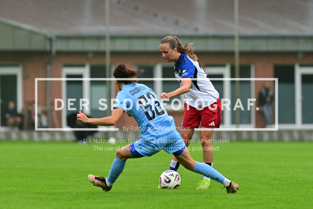 Fußball I Frauen I Saison 2025-2026 I Testspiel I Hamburger SV - FC Viktoria 1889 Berlin I 18263 | Der Sportfotograf. - Realisiert mit Pictrs.com