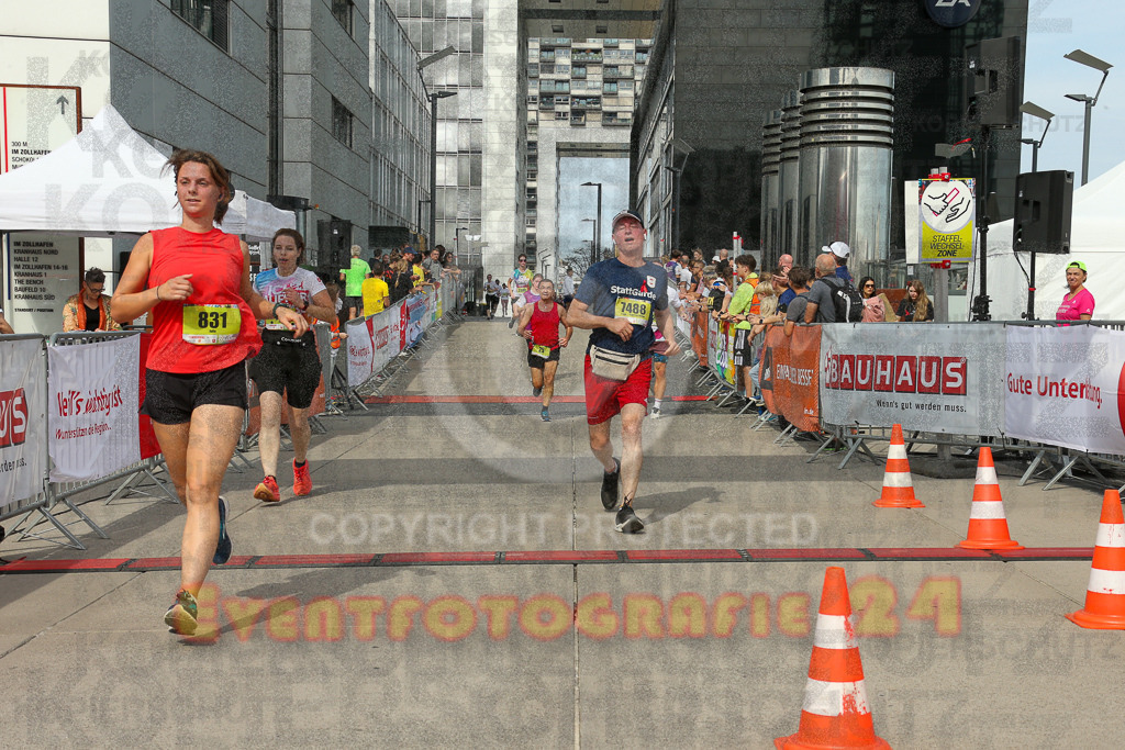 250920_1334_EX1_5534 | Sportfotografie im Rhein-Sieg Kreis, Köln, Bonn, NRW, Rheinland Pfalz, Hessen, etc. Unser Tätigkeitsfeld umfasst den Laufsport vom Volkslauf über den Marathon, Duathlon, Triathon bis zum Ultralauf wie Kölnpfad Ultra oder Schindertrail.
