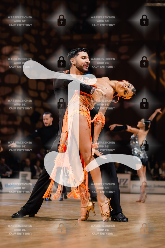Goldstadtpokal 2025 - WDSF World Open Latin 12th (45) Alessandro Tenore _ Alice Parisini (Georgia)-2025-01-25-7820 | Webshop for digital downloads and prints of dance sport, event & show photographer Julian Link - Realisiert mit Pictrs.com
